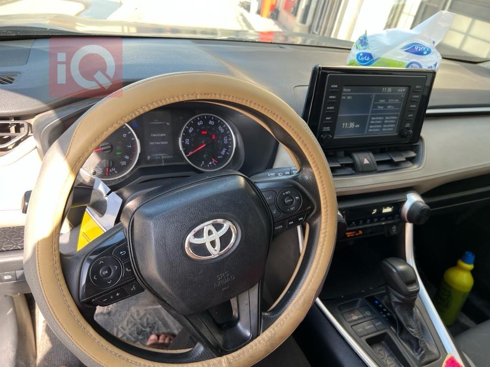 تويوتا راف 4